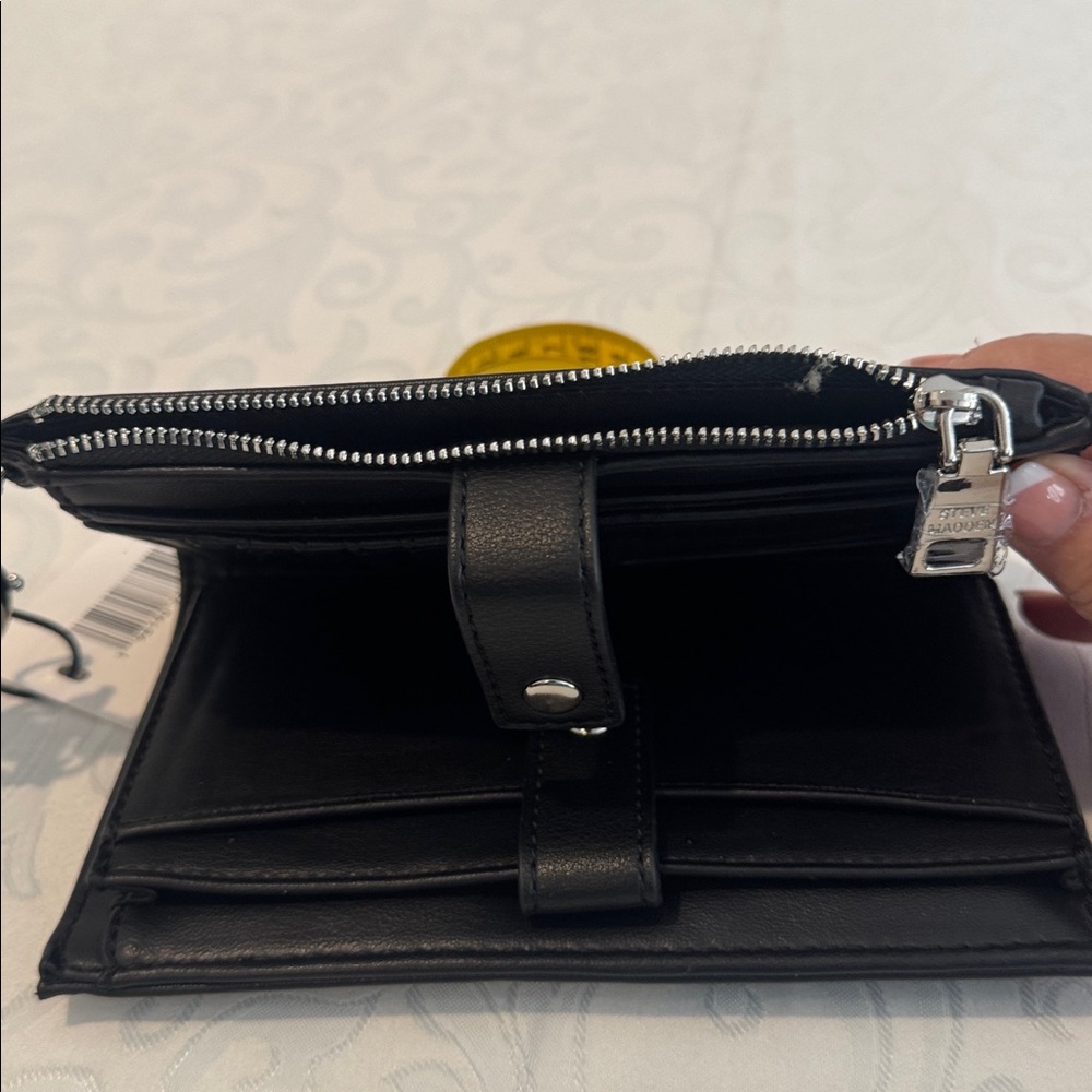 Steve Madden Black Wristlet Wallet - Picture 5 of 12